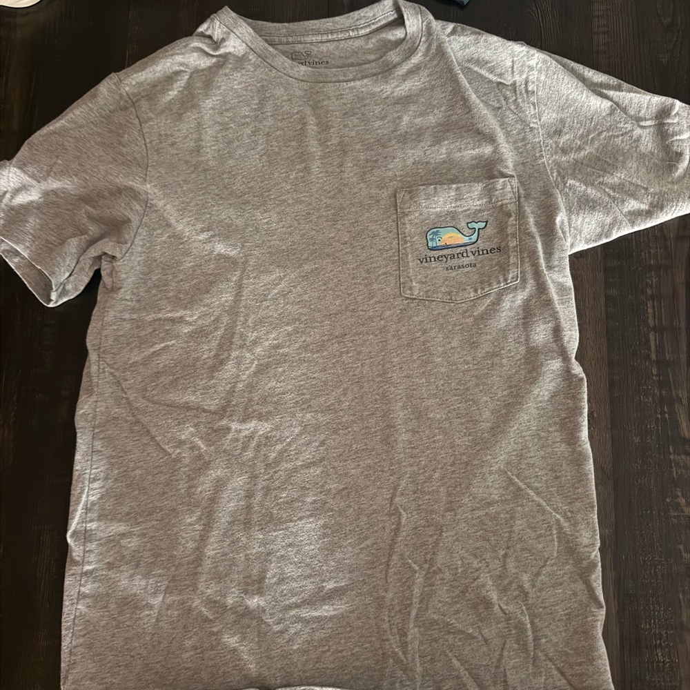 Vineyard Vines Heather Gray Pocket Tee - Sarasota